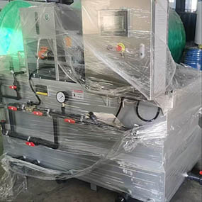 PAM三腔式加藥機(jī)